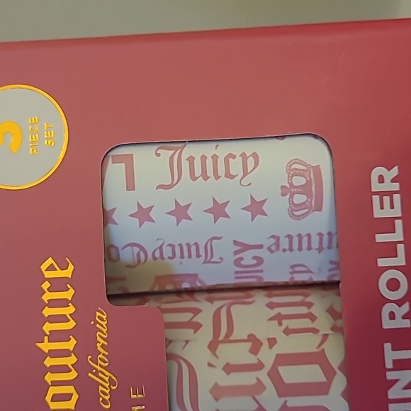Juicy Couture Pink and White Lint Roller - Picture 4 of 5
